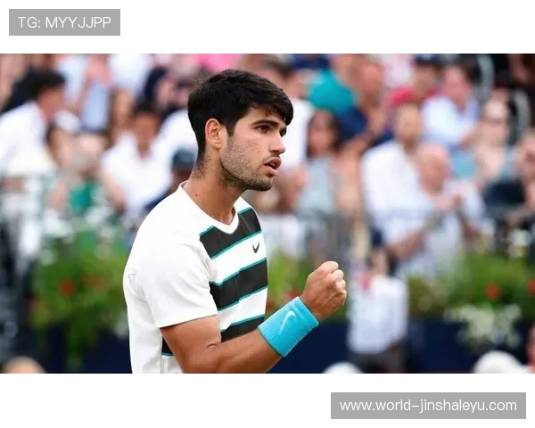 网球赛场风云再起 世界顶级选手激烈角逐新赛季冠军荣耀