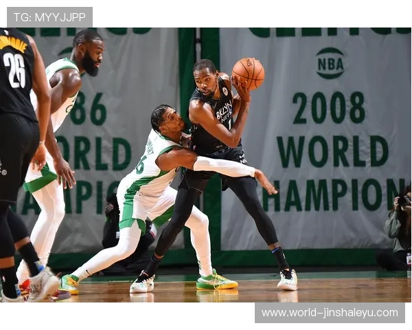 掌握每场焦点对决瞬间 NBA赛程全景揭秘与策略解析